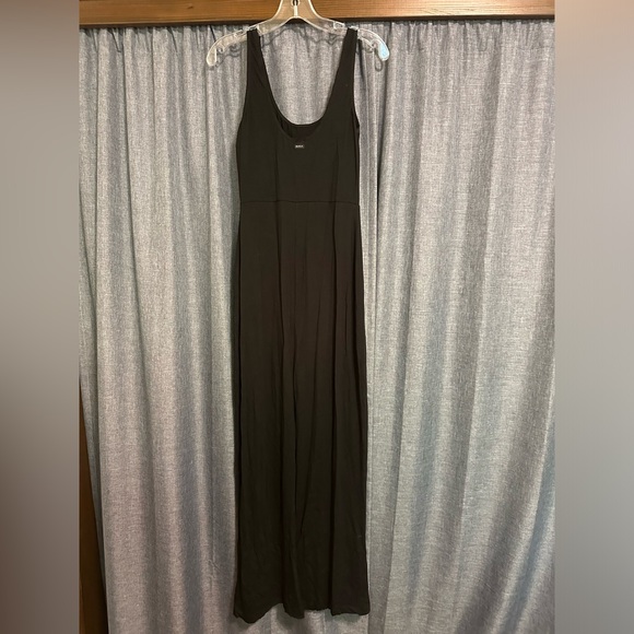NWT RVCA Jumpsuit - Picture 3 of 9